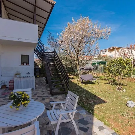 Apartment With Parking Space Novigrad - 2536 *