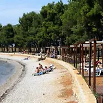 With Parking Space Novigrad - 2536 Lejlighed *