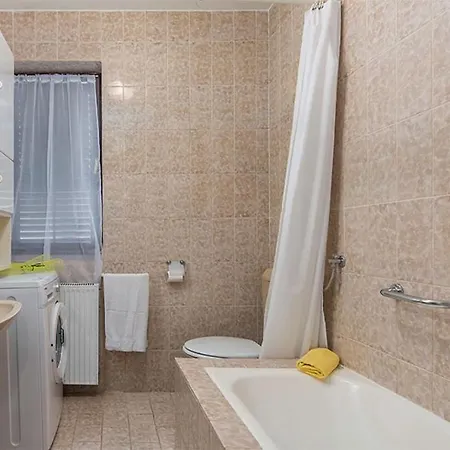 Appartement With Parking Space Novigrad - 2536 Novigrad Istria