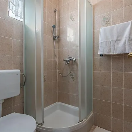 With Parking Space Novigrad - 2536 Appartement *